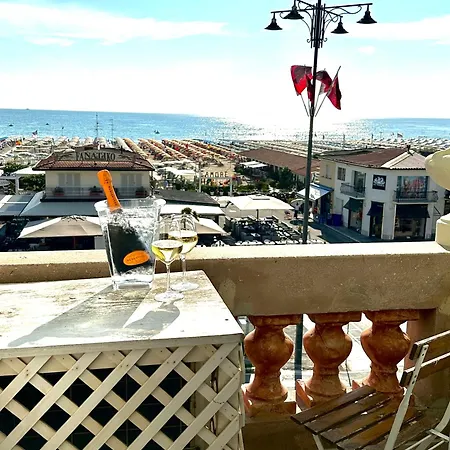 Vista Mare Apartment Viareggio