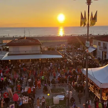 Vista Mare Viareggio