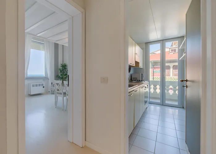 Vista Mare * Viareggio